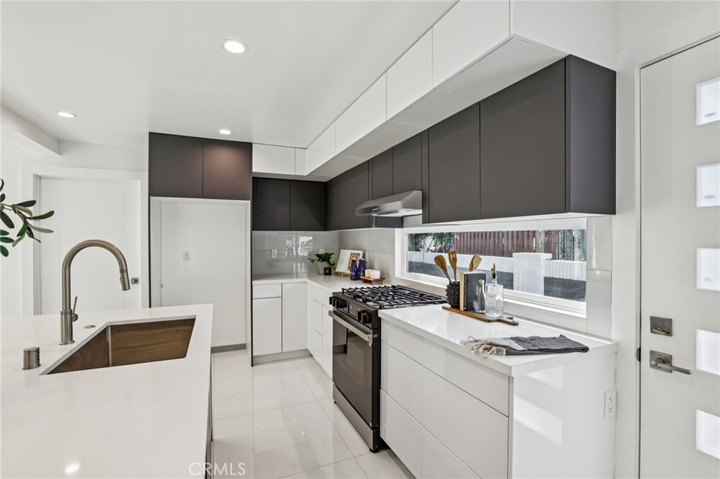 MLS #SB25275198 image #11