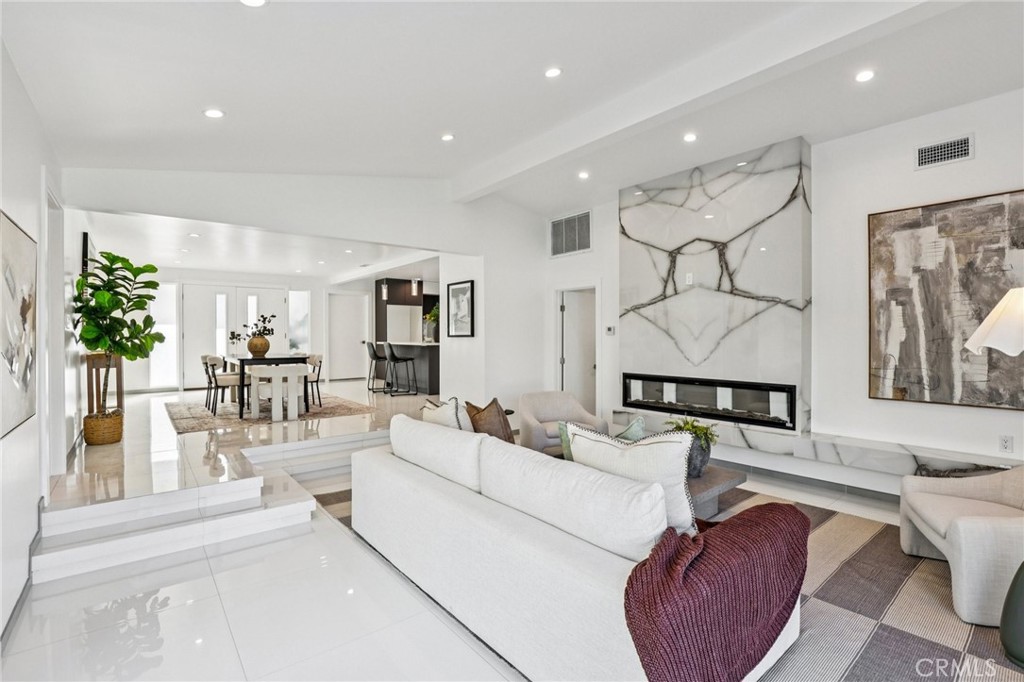 MLS #SB25275198 image #3