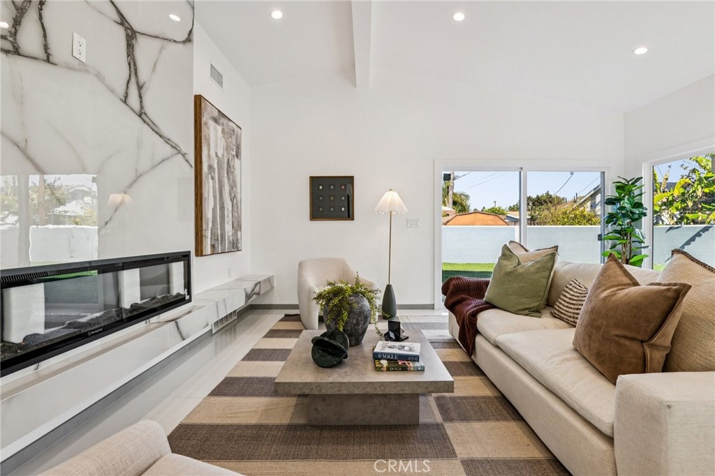 MLS #SB25275198 image #5