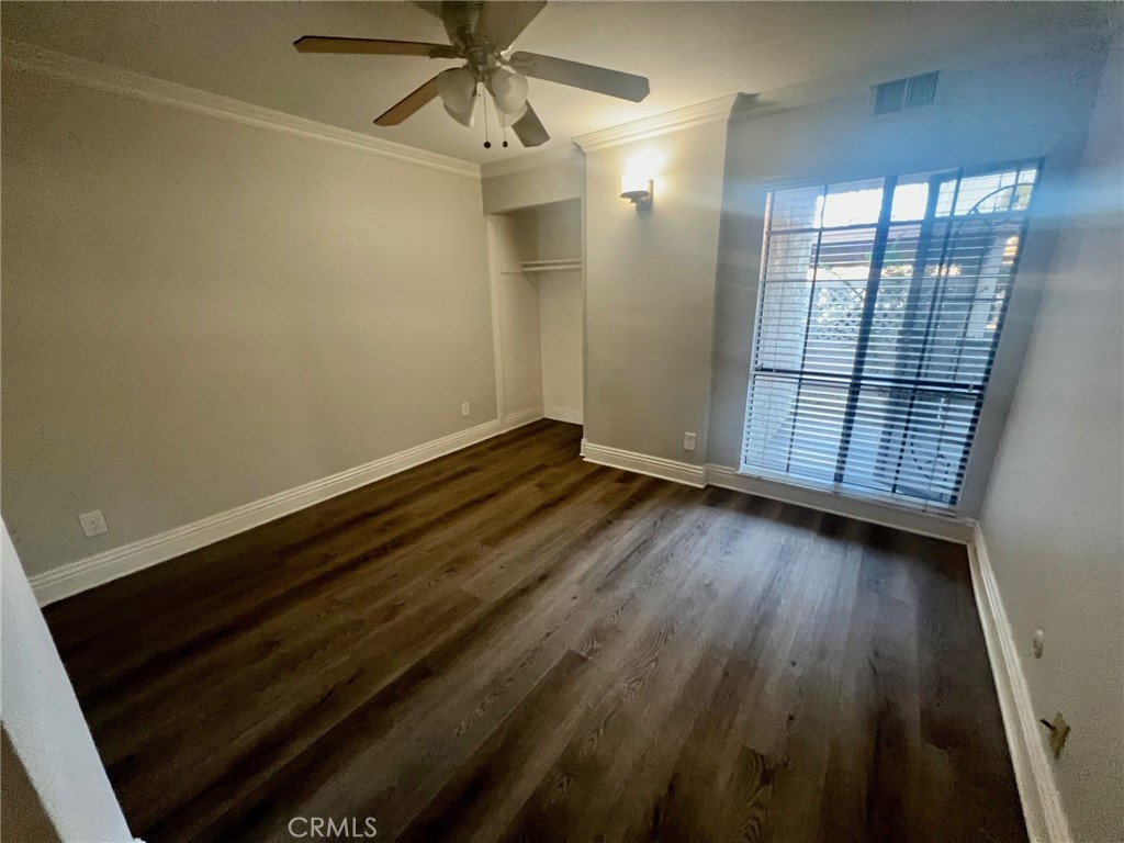 MLS #SB25275343 image #8