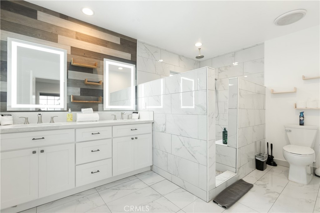 MLS #SB25275391 image #1