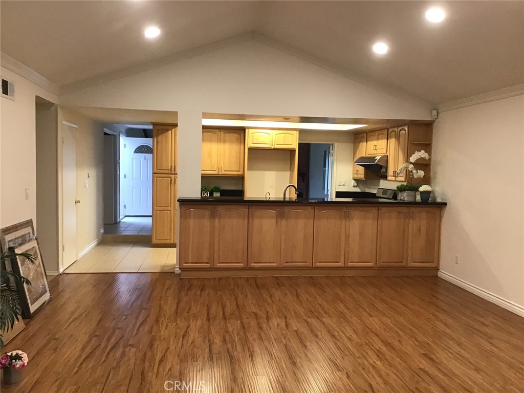 MLS #SB25275513 image #11