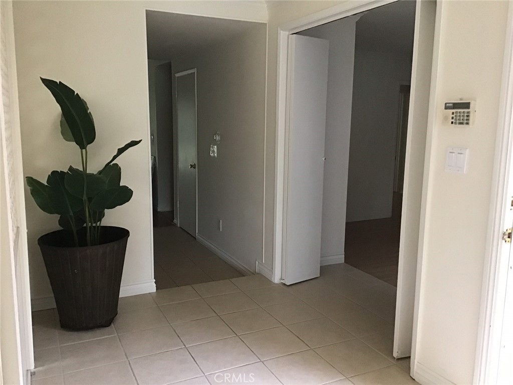 MLS #SB25275513 image #7