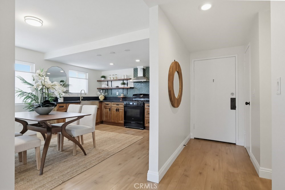 MLS #SB25275544 image #3