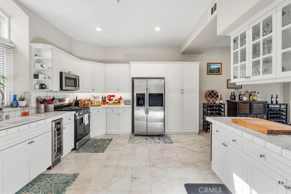 MLS #SB25275600 image #6