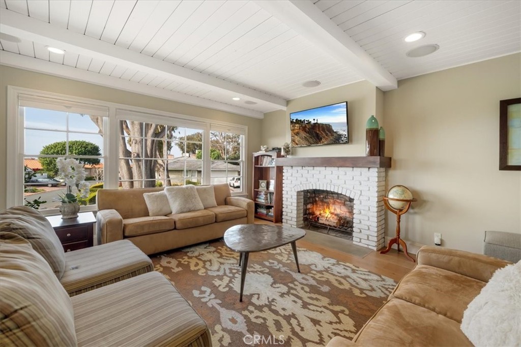 MLS #SB25275653 image #10