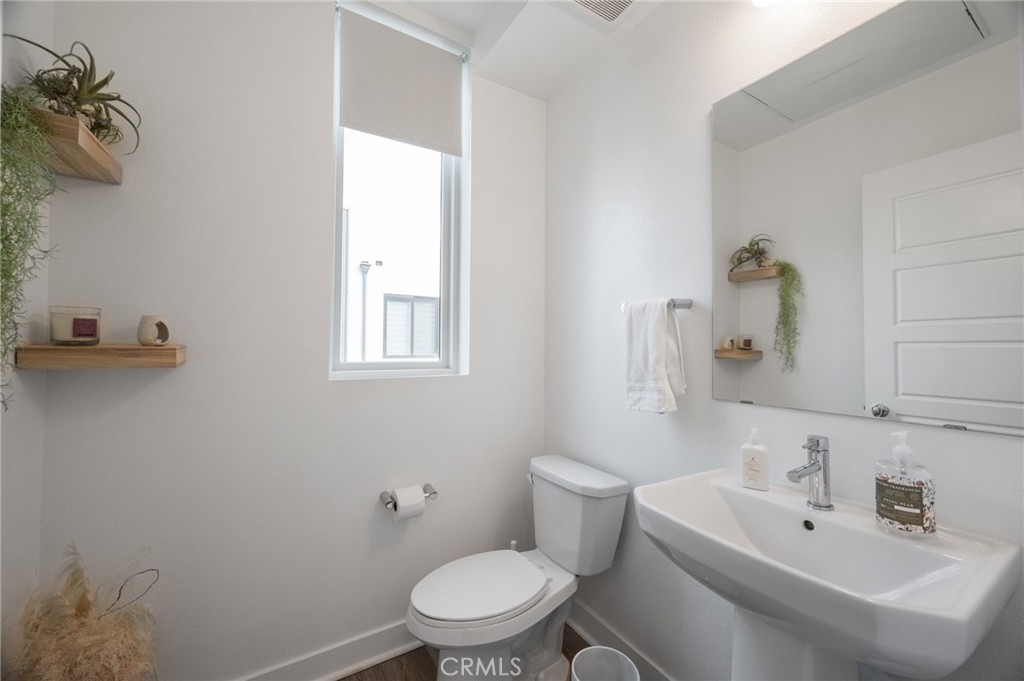 MLS #SB25275854 image #10