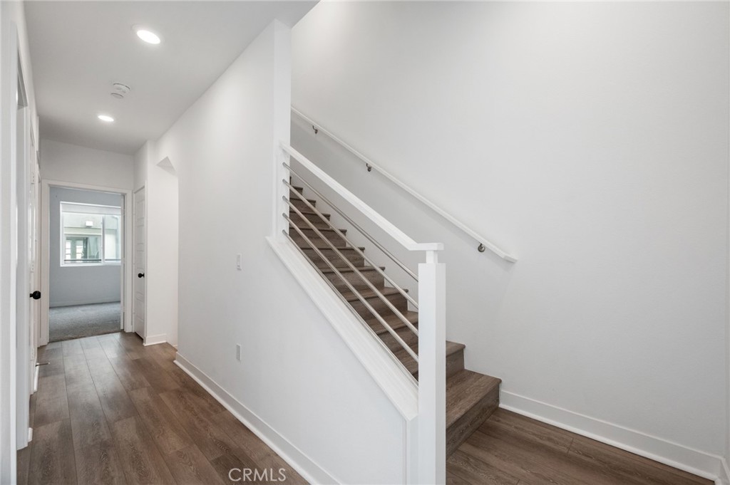 MLS #SB25275854 image #2