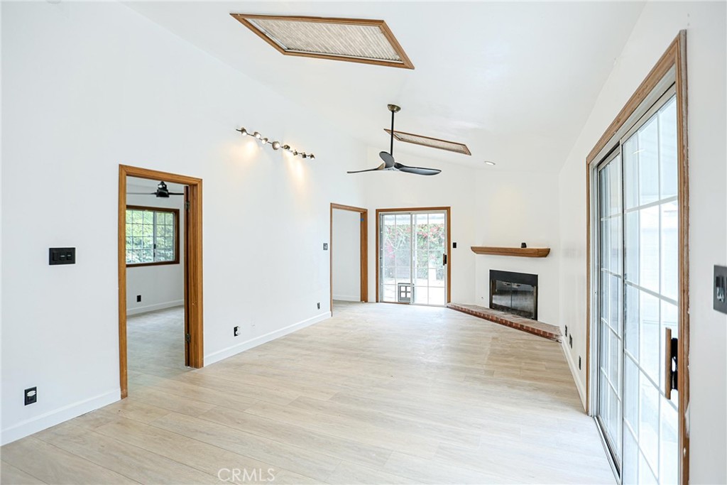 MLS #SB25275902 image #12