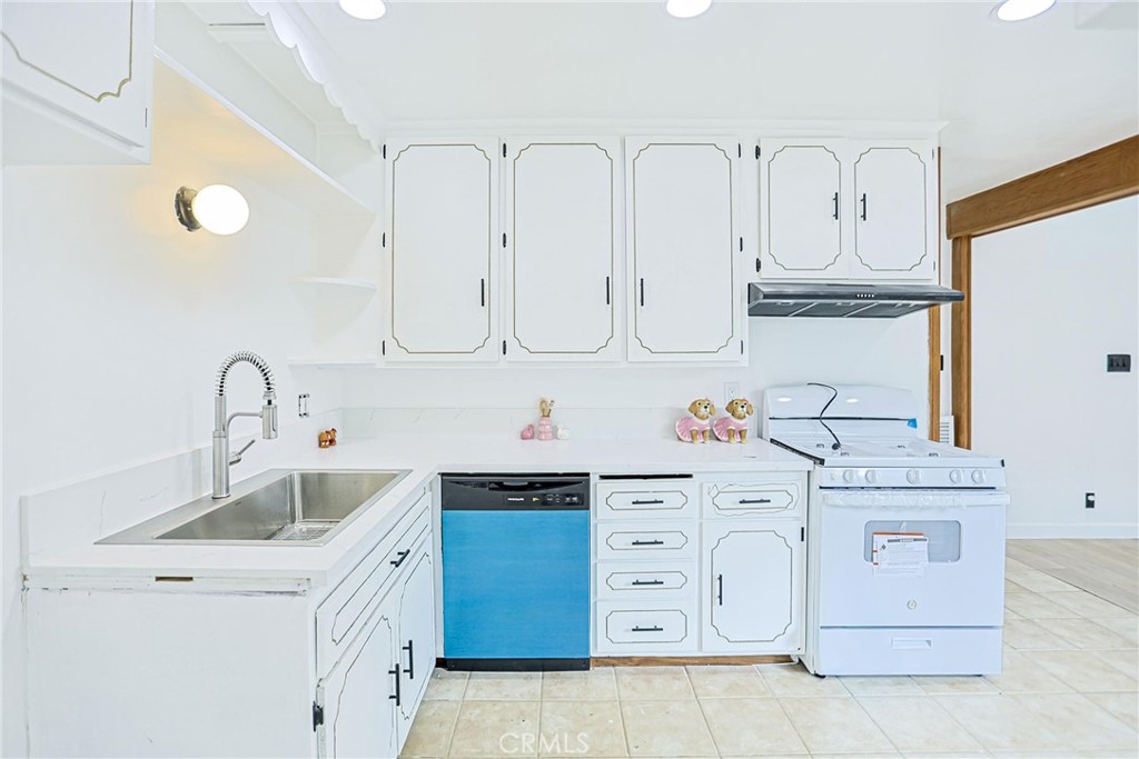 MLS #SB25275902 image #6