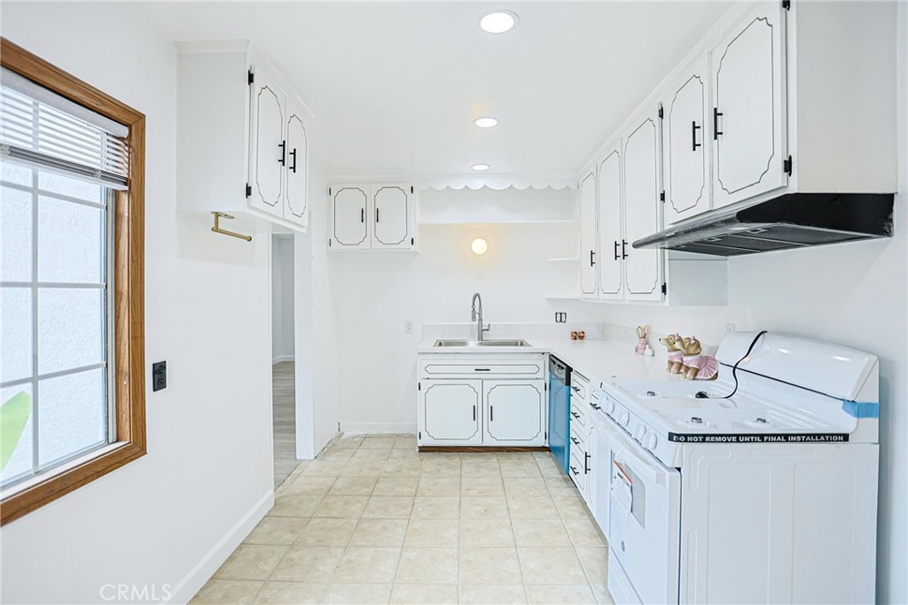 MLS #SB25275902 image #9