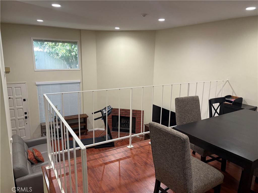 MLS #SB25275963 image #4