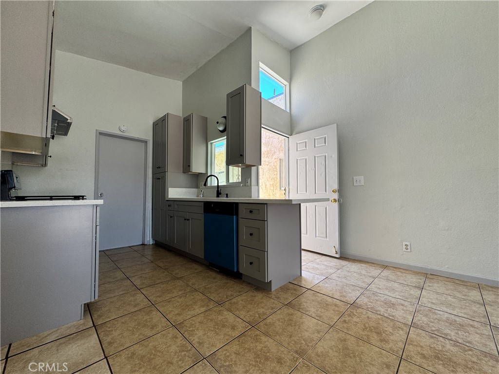 MLS #SB25275982 image #6