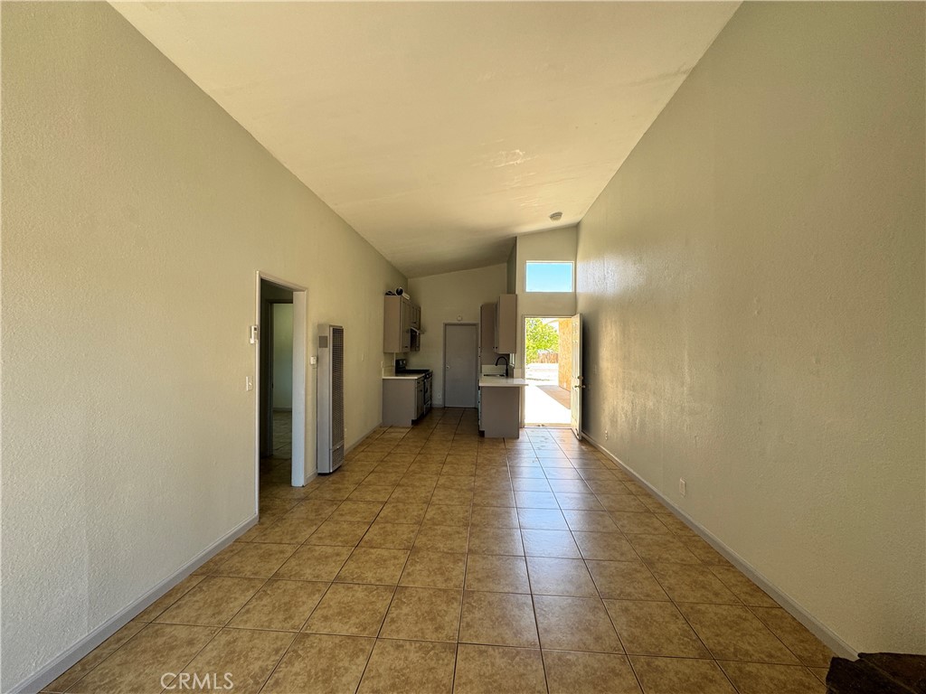 MLS #SB25275982 image #9