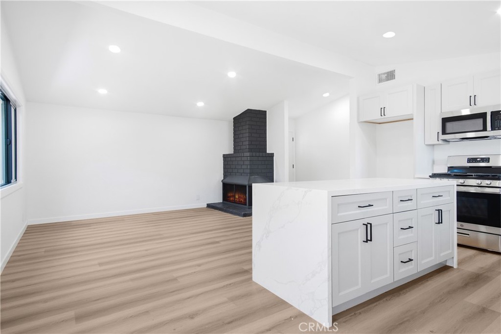 MLS #SB25276008 image #4