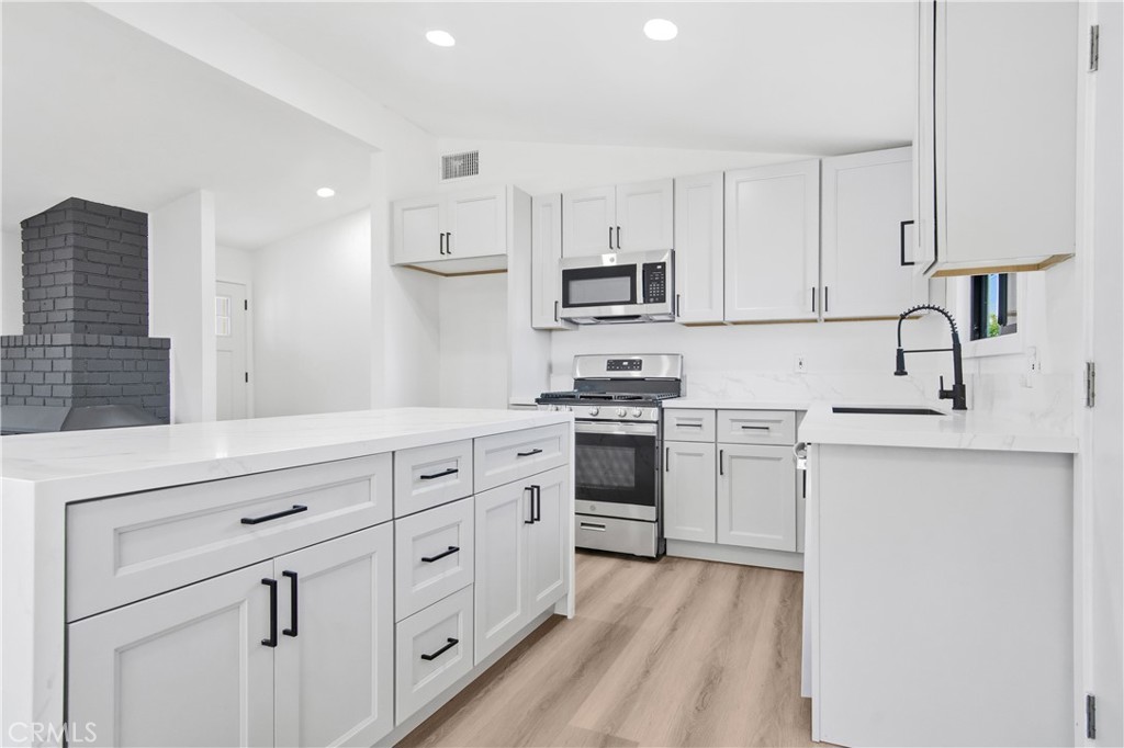 MLS #SB25276008 image #5