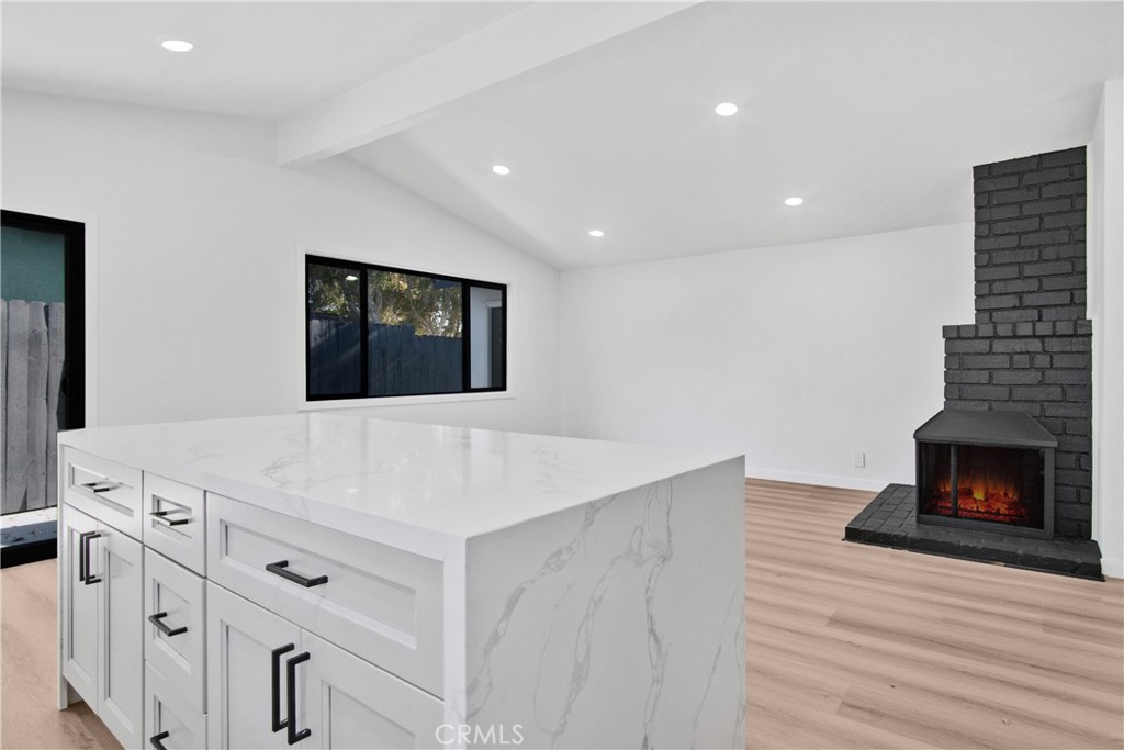 MLS #SB25276008 image #8