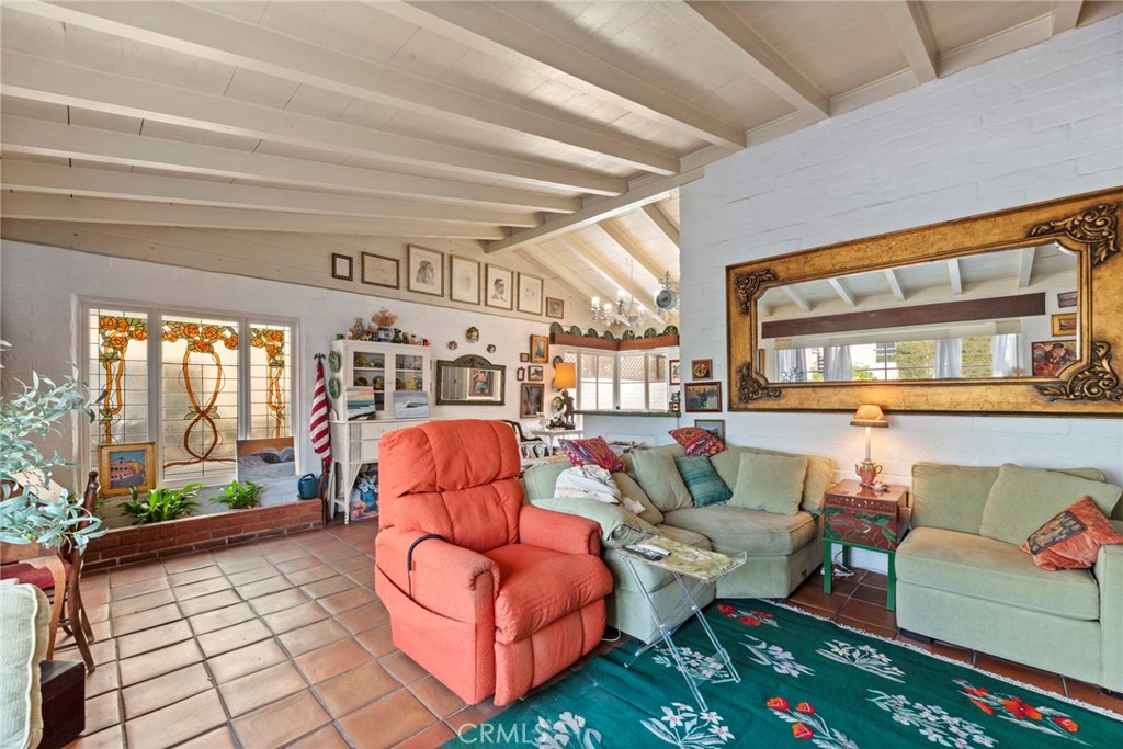 MLS #SB25276030 image #9