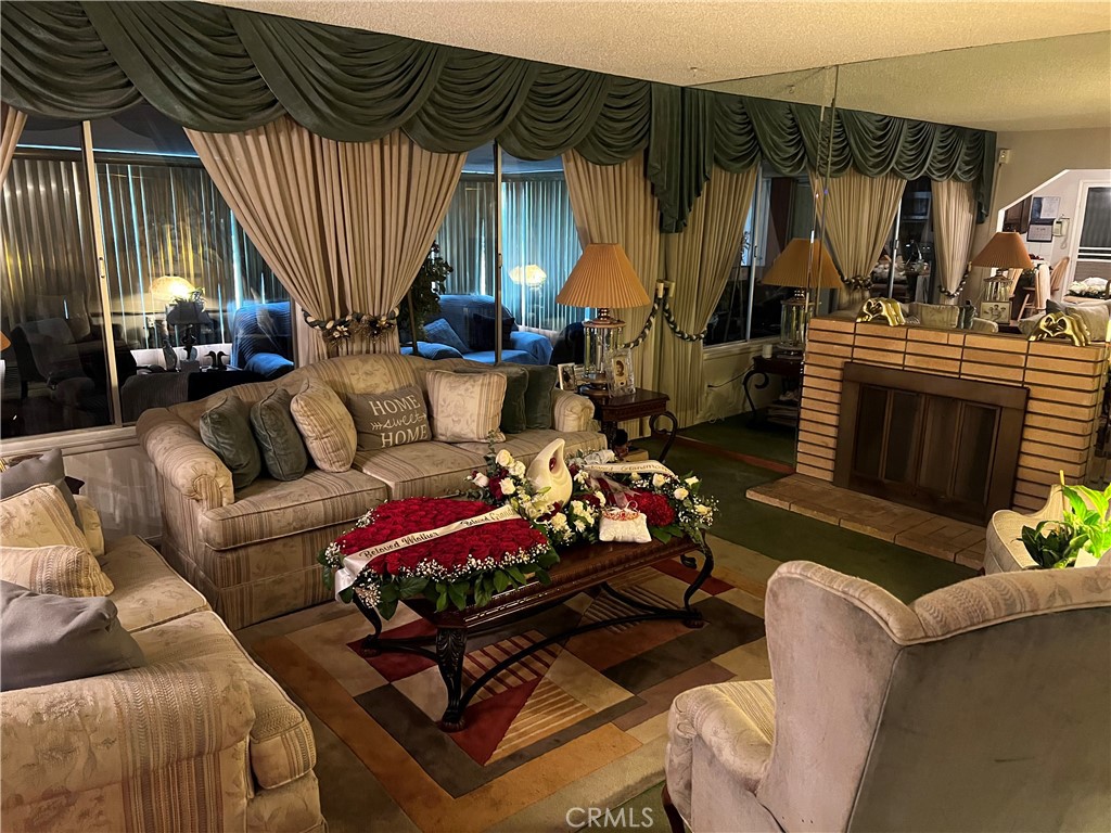 MLS #SB25276302 image #2