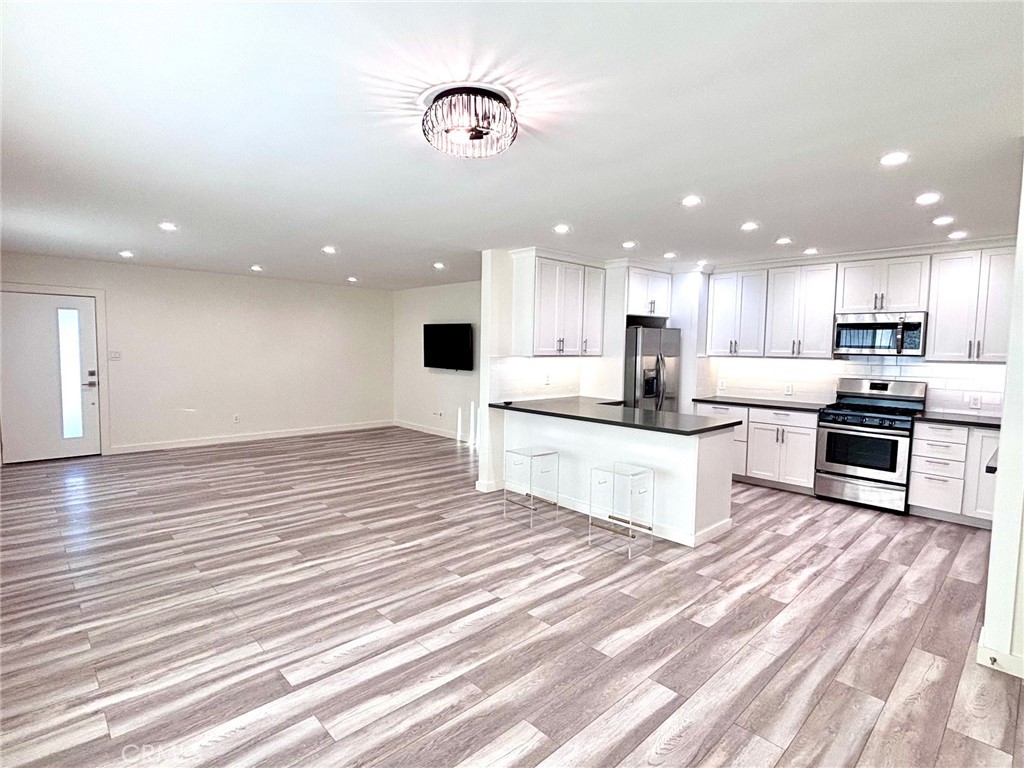 MLS #SB25276407 image #3