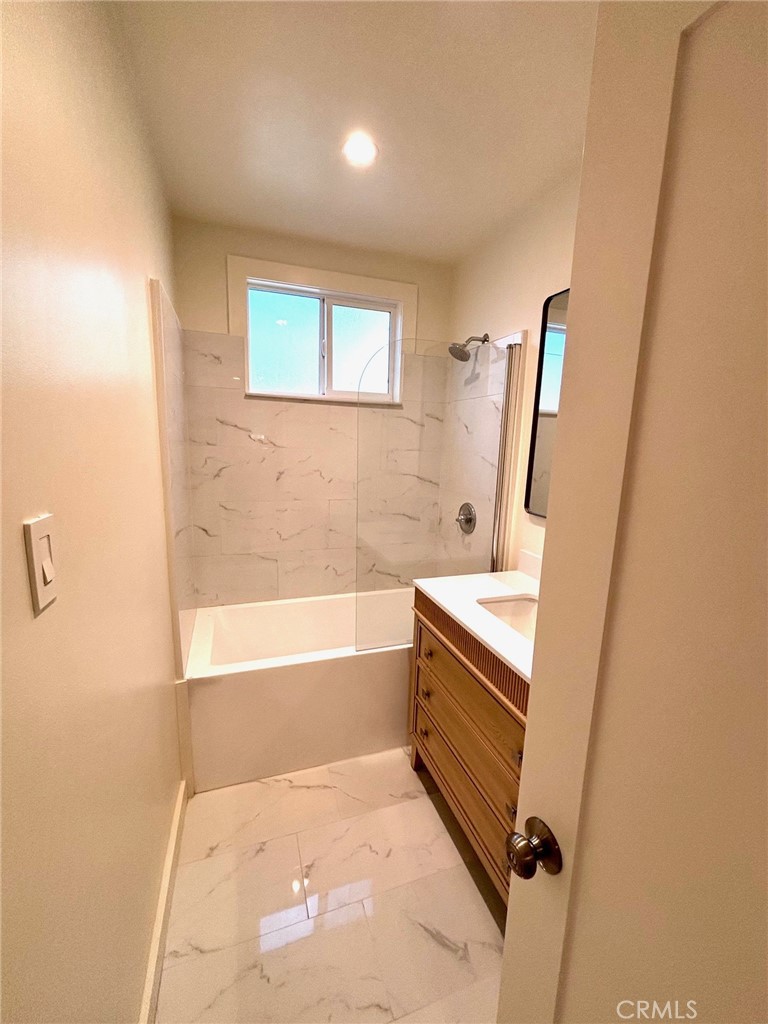 MLS #SB25276407 image #9