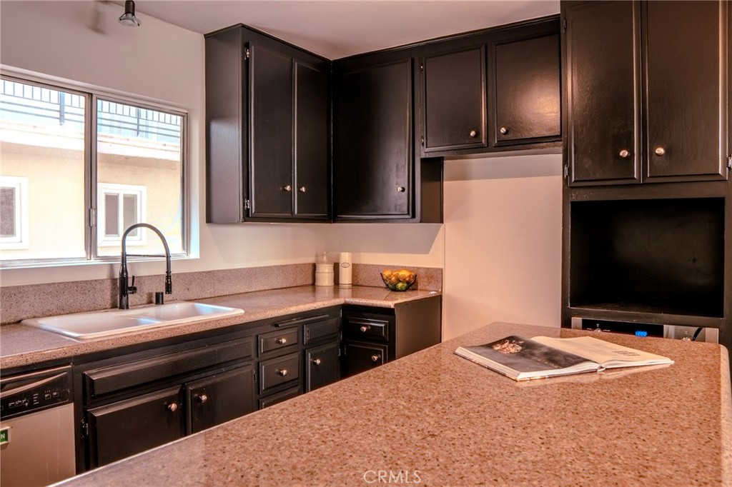 MLS #SB25276506 image #7