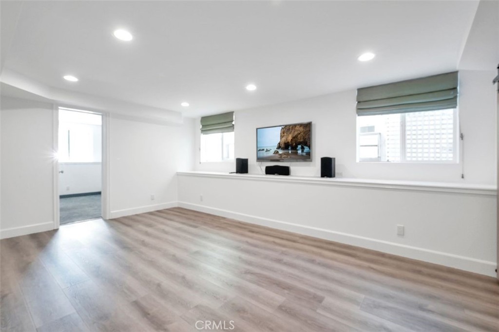 MLS #SB25276615 image #30