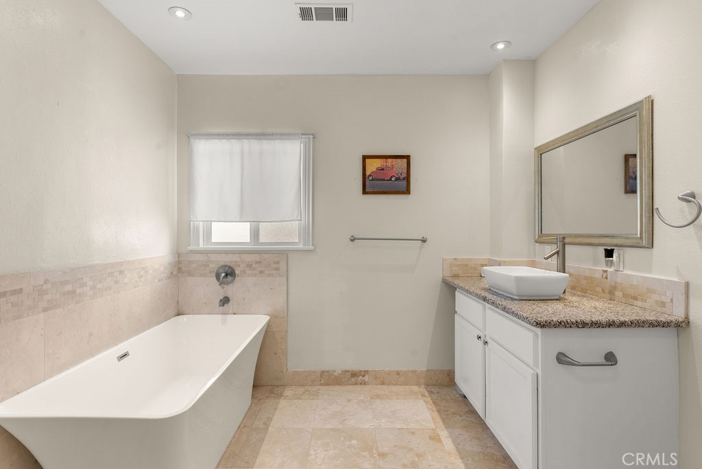 MLS #SB25276647 image #17