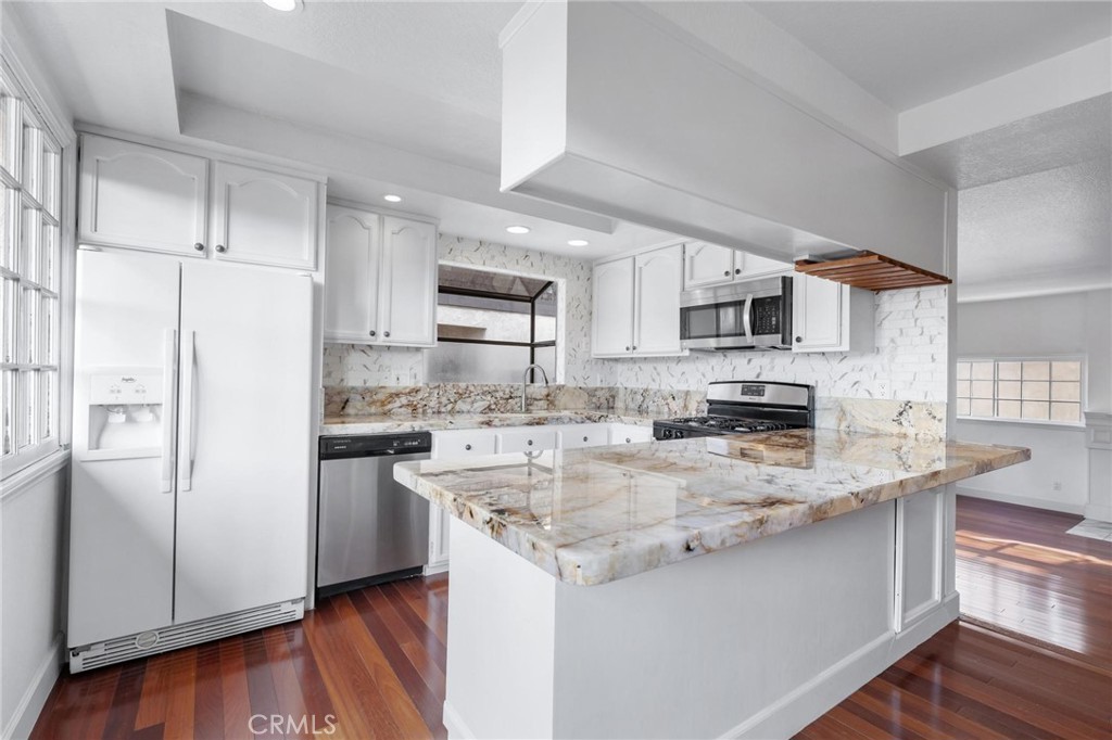 MLS #SB25277352 image #17