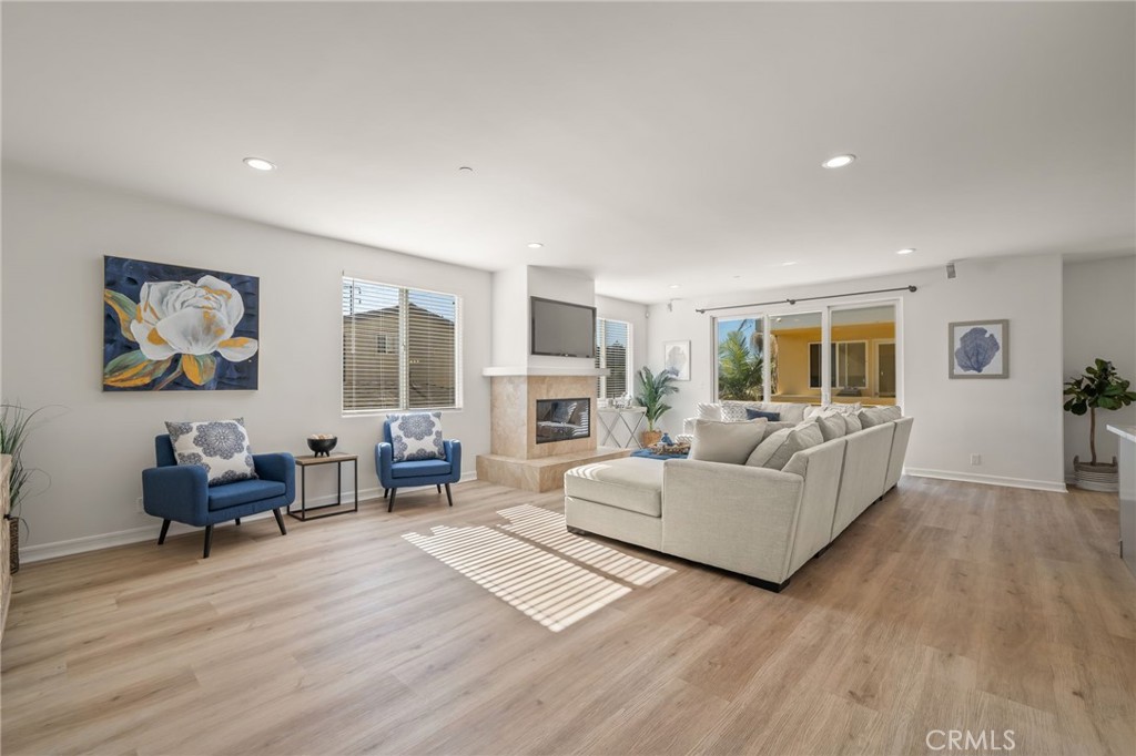 MLS #SB25277438 image #5