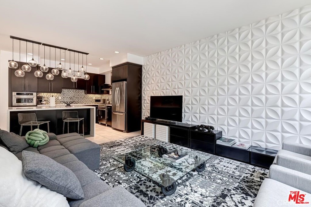 MLS #SB25277846 image #3