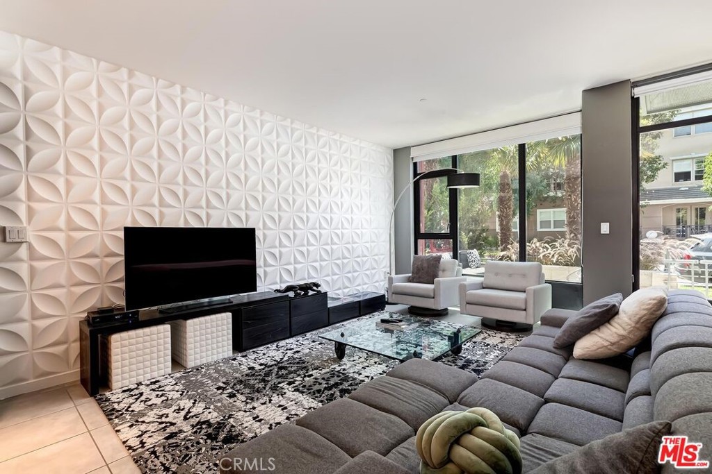 MLS #SB25277846 image #4