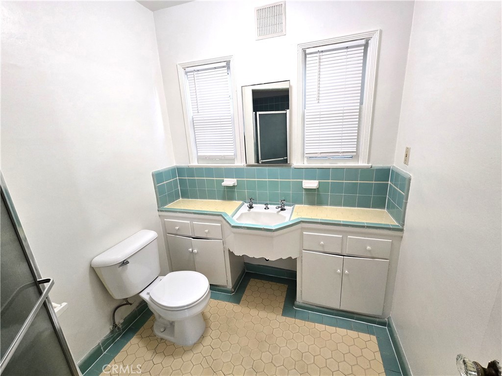 MLS #SB25278182 image #9