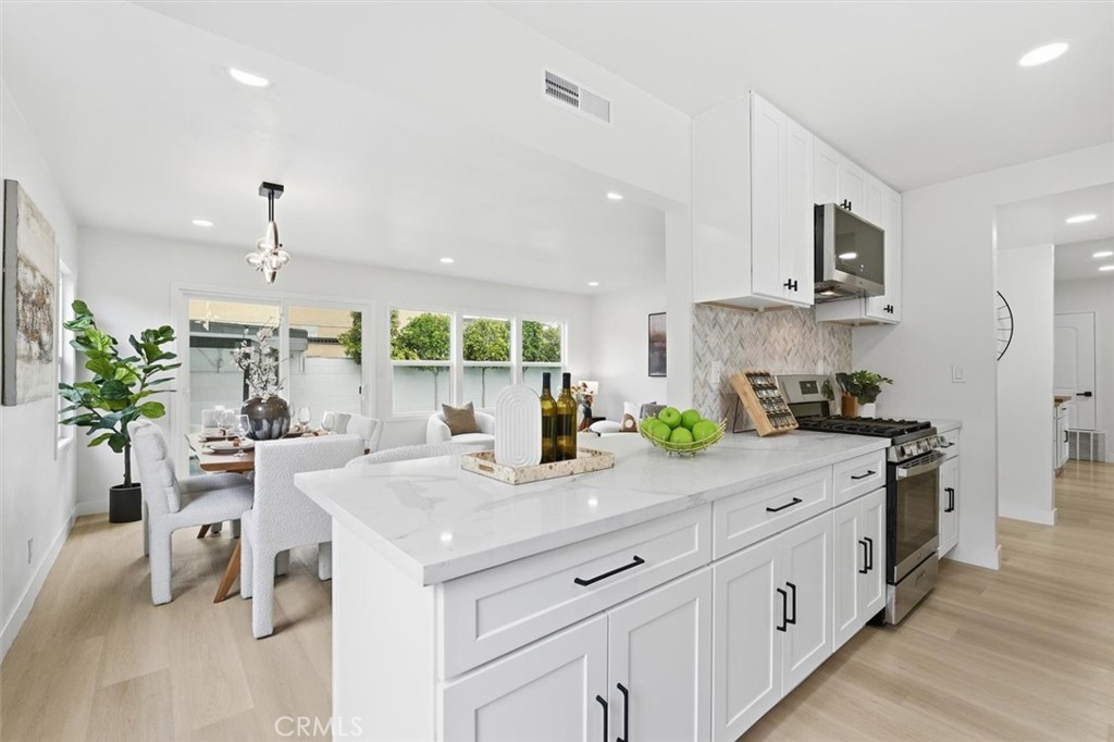 MLS #SB25281113 image #0