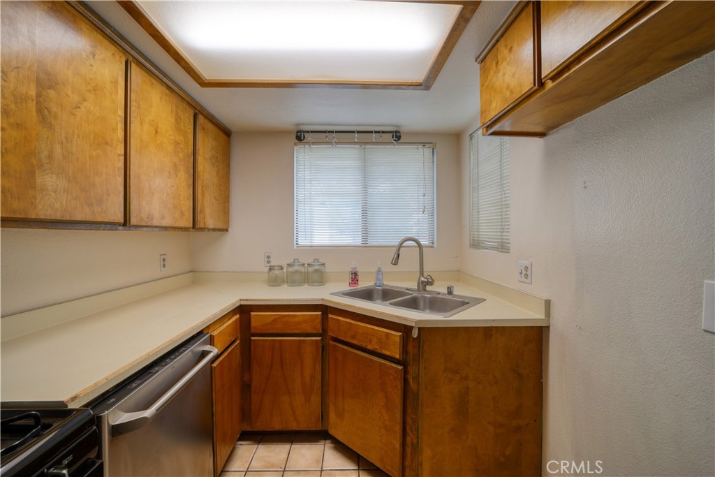 MLS #SC25053800 image #6