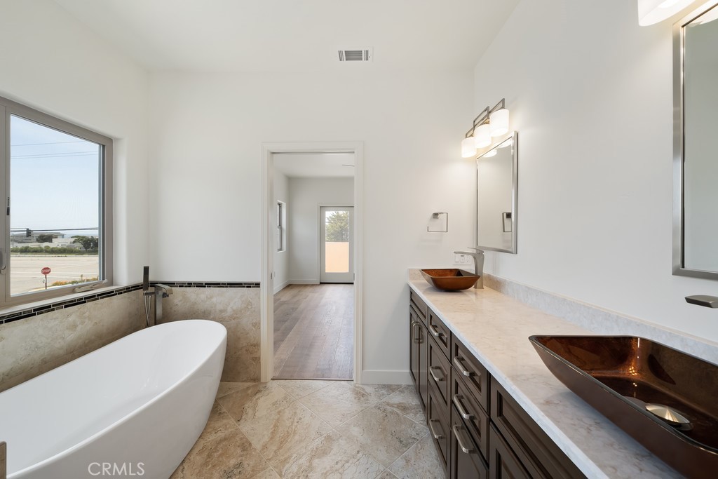 MLS #SC25061500 image #30