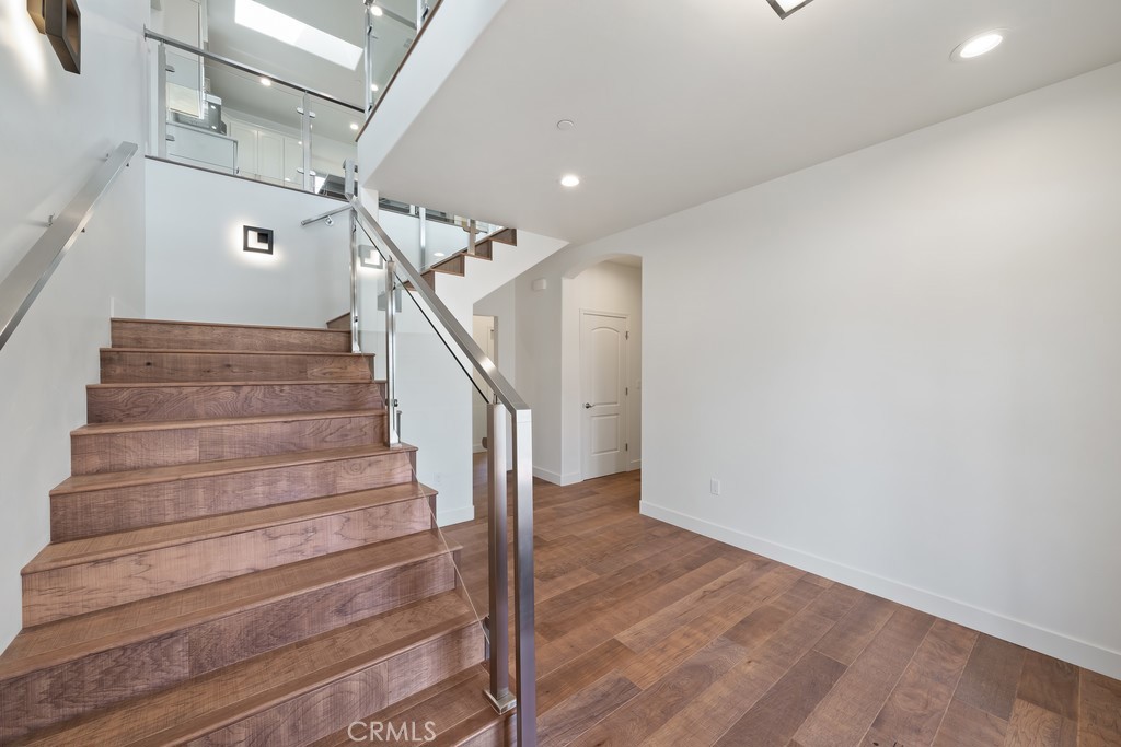 MLS #SC25061500 image #4