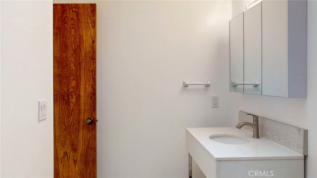 MLS #SC25082257 image #8