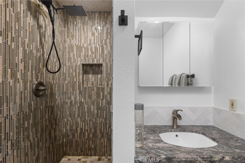 MLS #SC25092322 image #12