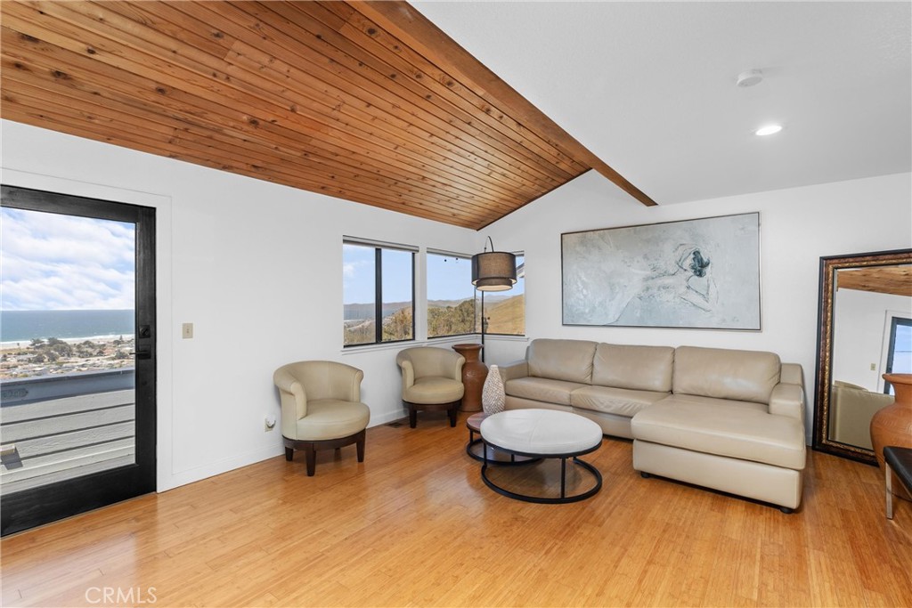 MLS #SC25092322 image #9