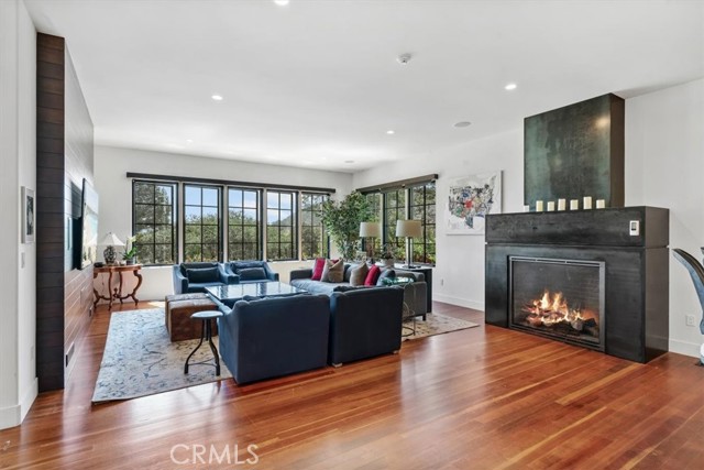 MLS #SC25181059 image #5