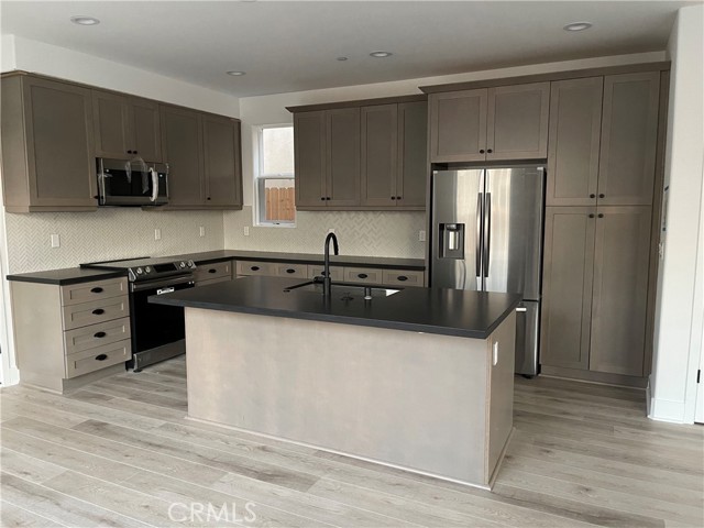 MLS #SC25185937 image #6