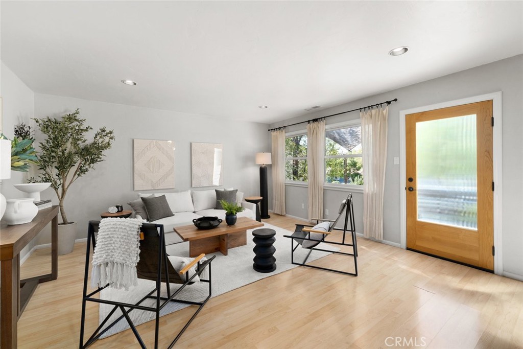 MLS #SC25195975 image #3