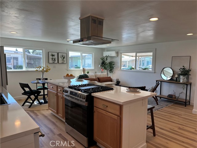 MLS #SC25220460 image #9