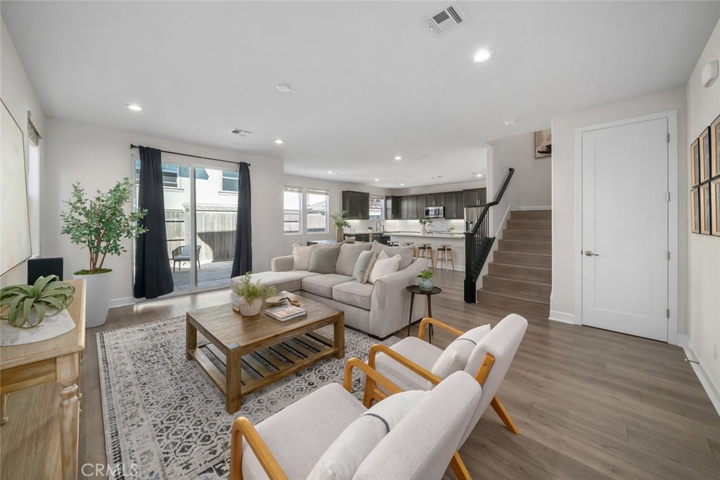 MLS #SC25244640 image #1