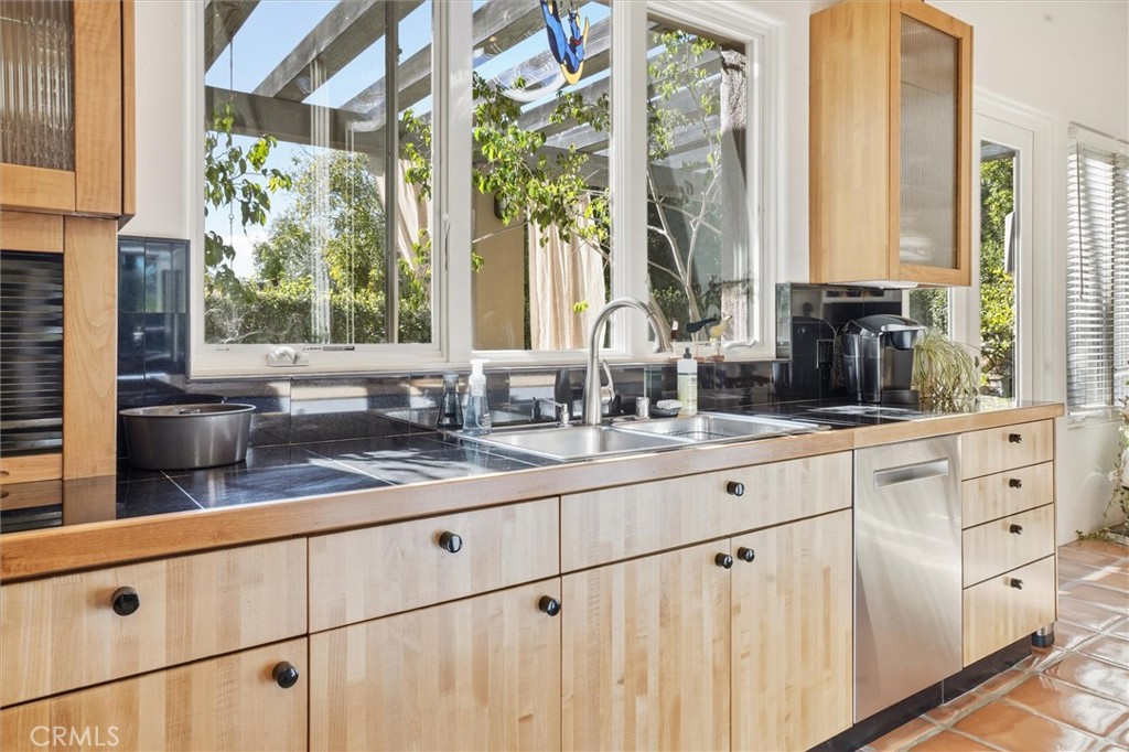 MLS #SC25265446 image #24