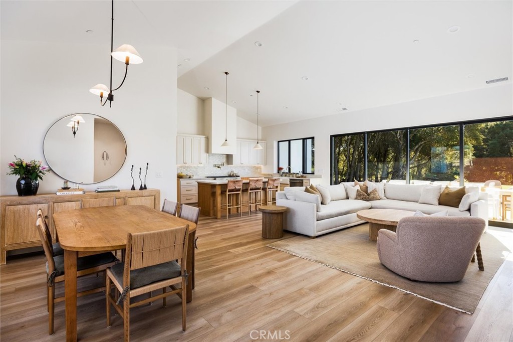 MLS #SC25267886 image #3