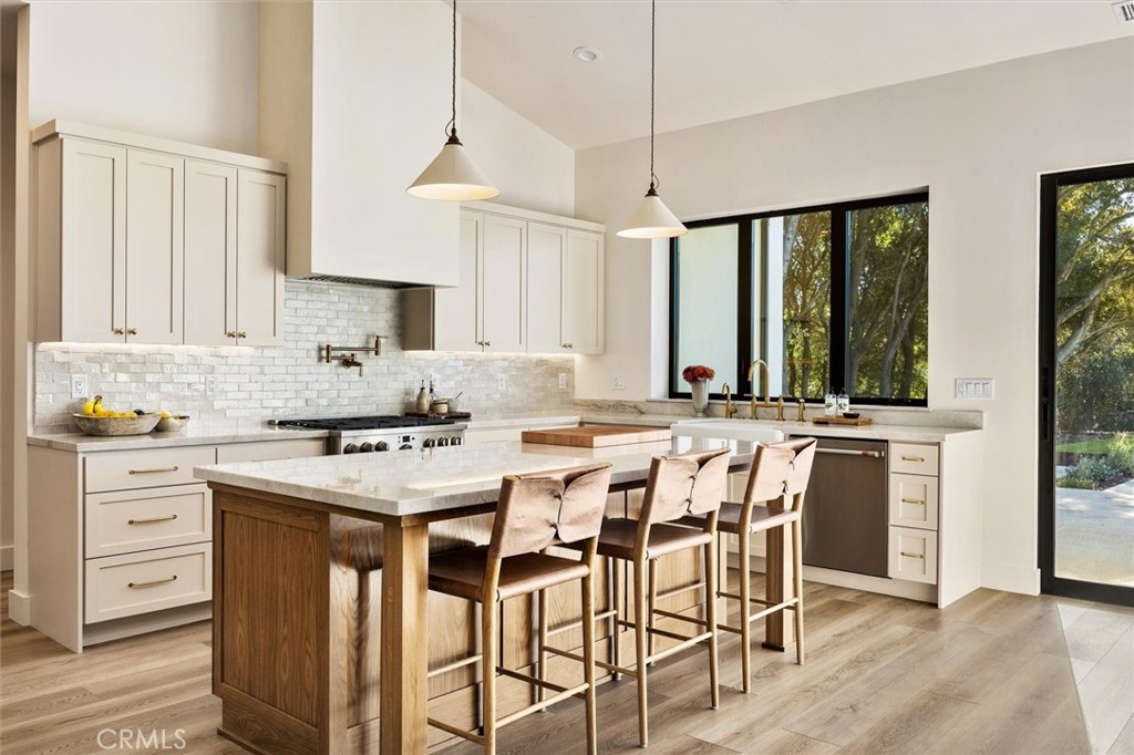 MLS #SC25267886 image #5