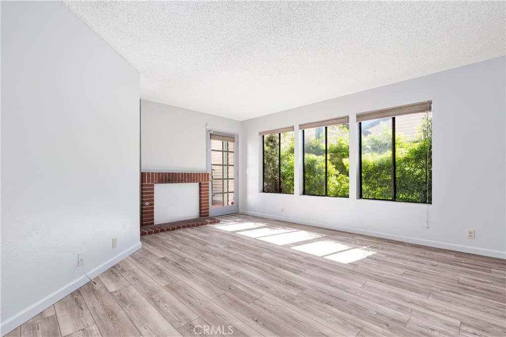 MLS #SC25274676 image #8