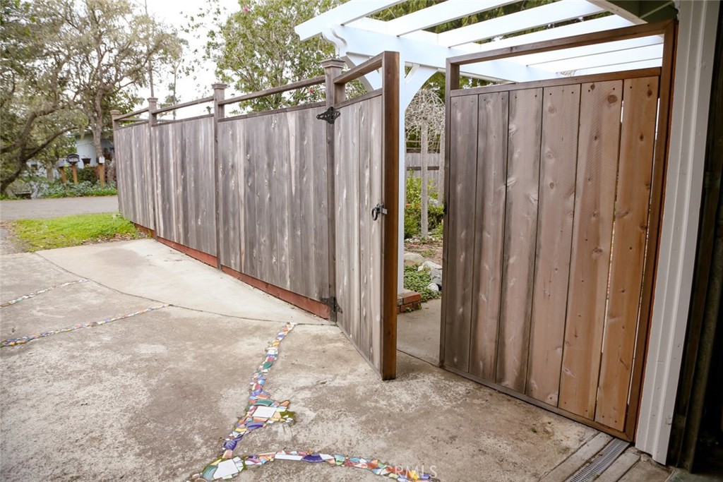 MLS #SC25274878 image #1